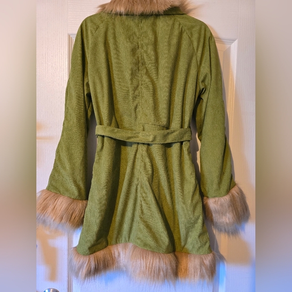 DOLLSKILL~ Delia~Daisy Dear Sherpa Coat - Picture 6 of 7